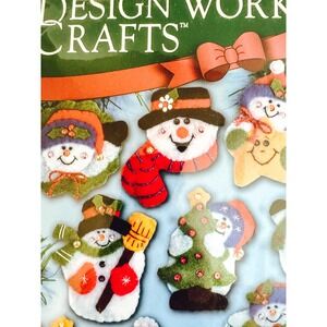 Vintage Design Works Crafts Snowman Felt Ornament Kit Makes 13 Christmas DIY